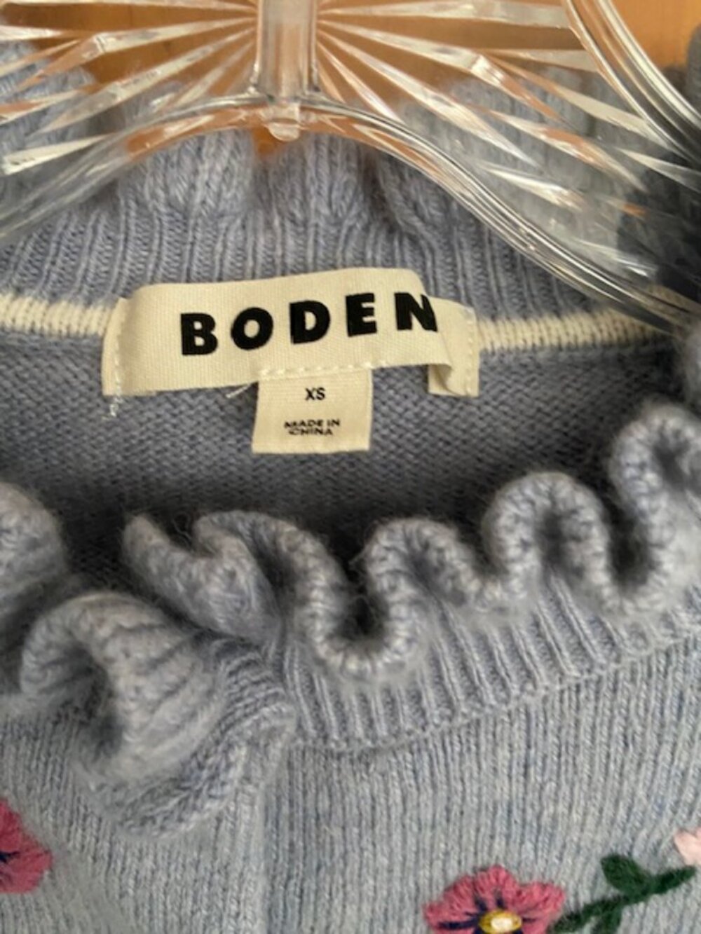 Boden Women's Cardigan in Blue Pebble with Flower and Heart Detail Size XS - Picture 3 of 9